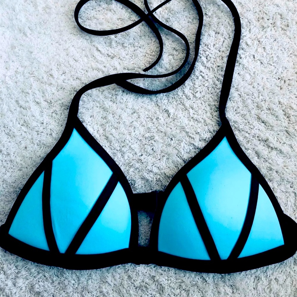 PINK BATHING SUIT TOP SMALL